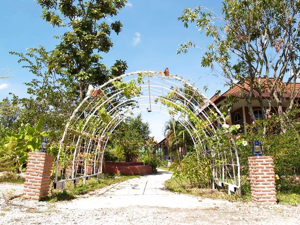 Cowboy Farm Resort Pattaya Ban Huai Yai Exterior foto