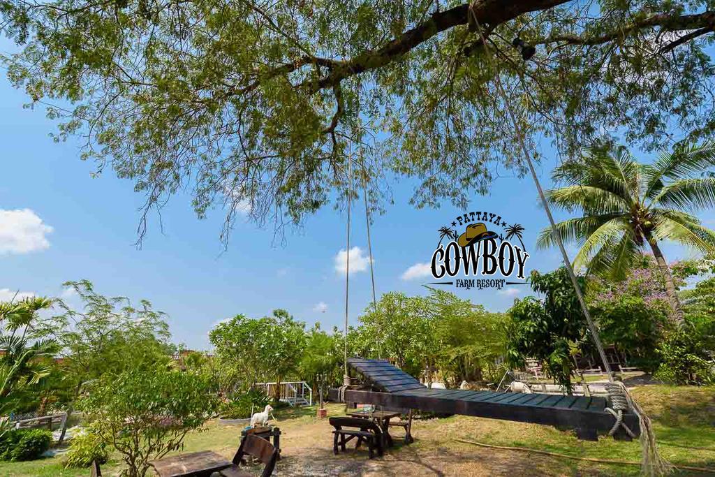 Cowboy Farm Resort Pattaya Ban Huai Yai Exterior foto